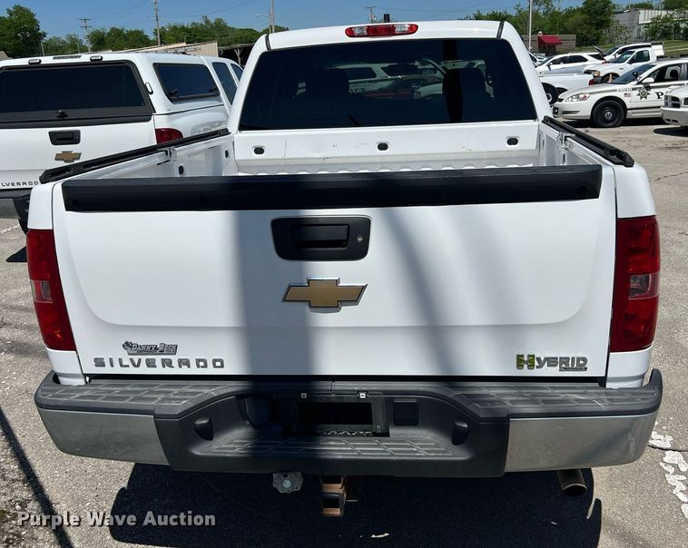 image for item EG8382 2009 Chevrolet Silverado Hybrid HY2 Crew Cab pickup truck