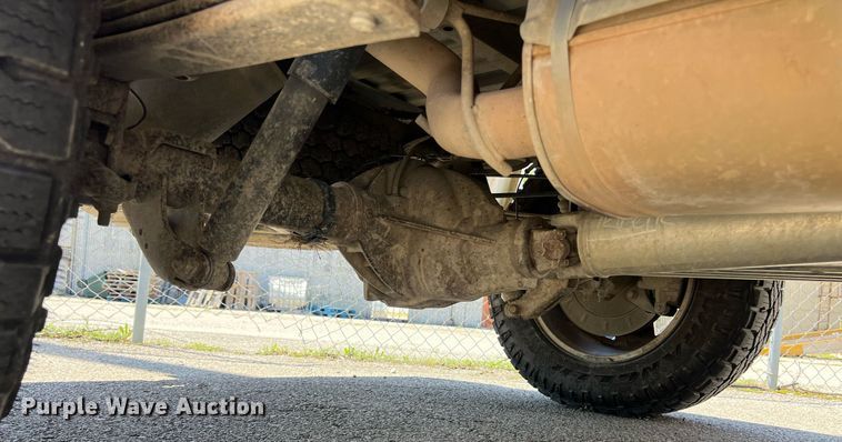 image for item EG8382 2009 Chevrolet Silverado Hybrid HY2 Crew Cab pickup truck