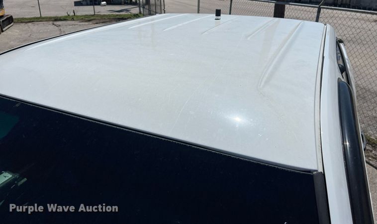 image for item EG8382 2009 Chevrolet Silverado Hybrid HY2 Crew Cab pickup truck