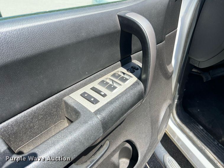 image for item EG8382 2009 Chevrolet Silverado Hybrid HY2 Crew Cab pickup truck