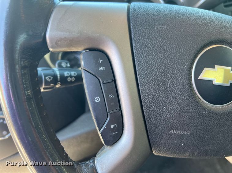 image for item EG8382 2009 Chevrolet Silverado Hybrid HY2 Crew Cab pickup truck