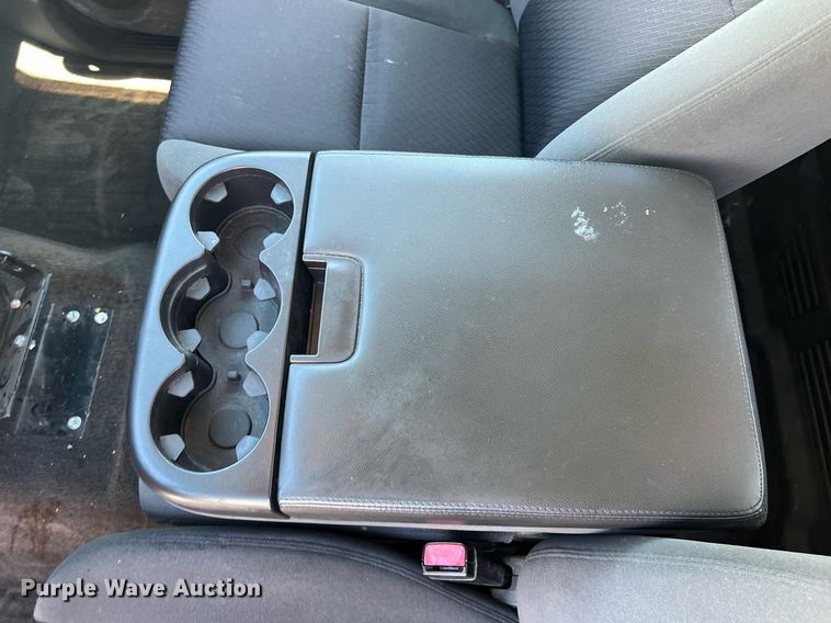 image for item EG8382 2009 Chevrolet Silverado Hybrid HY2 Crew Cab pickup truck