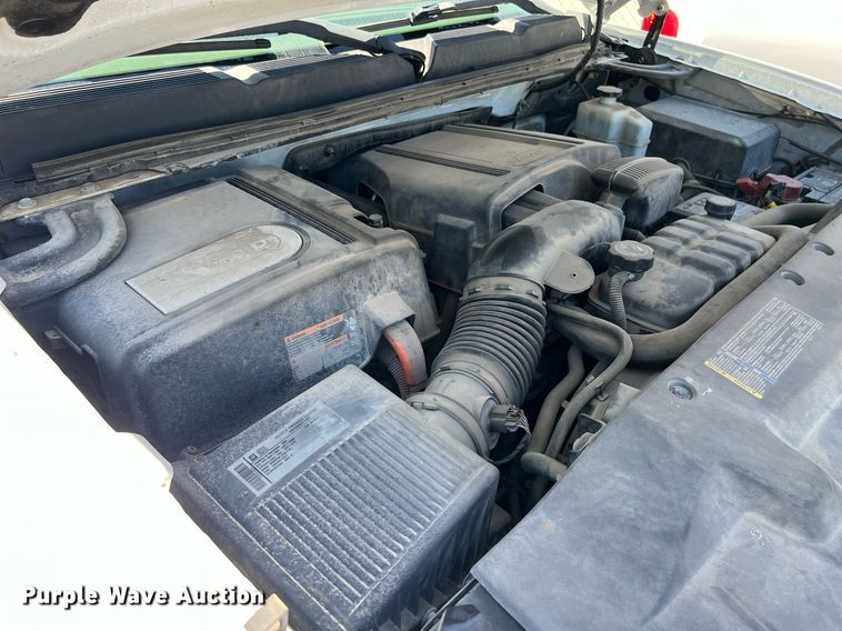 image for item EG8382 2009 Chevrolet Silverado Hybrid HY2 Crew Cab pickup truck