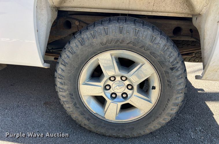 image for item EG8382 2009 Chevrolet Silverado Hybrid HY2 Crew Cab pickup truck