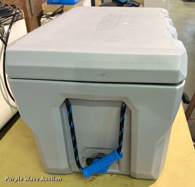 image for item EG8386 Lifetime cooler