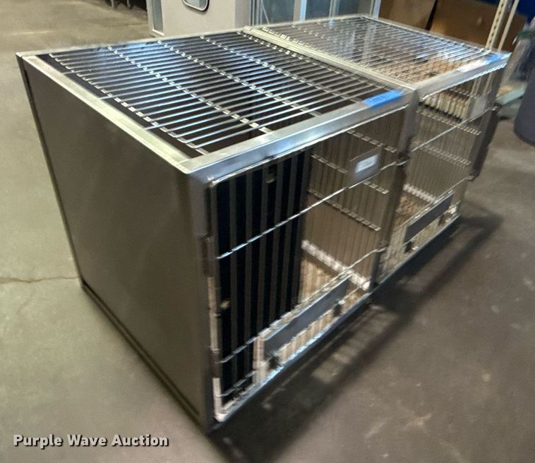 image for item EG8387 (2) dog kennels