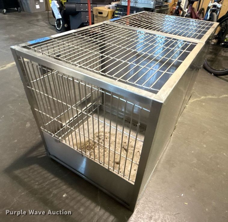 image for item EG8387 (2) dog kennels