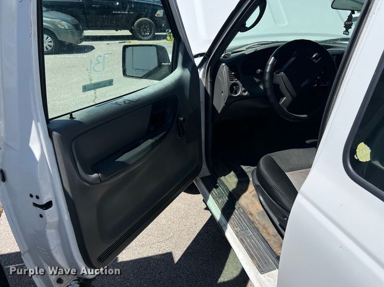 image for item EG8388 2011 Ford Ranger SuperCab pickup truck