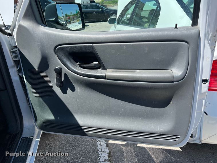 image for item EG8388 2011 Ford Ranger SuperCab pickup truck