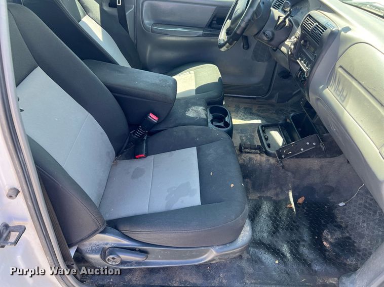 image for item EG8388 2011 Ford Ranger SuperCab pickup truck