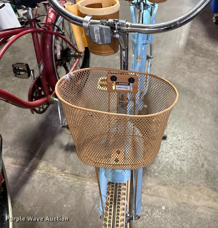 image for item EG8391 (2) Huffy bicycles