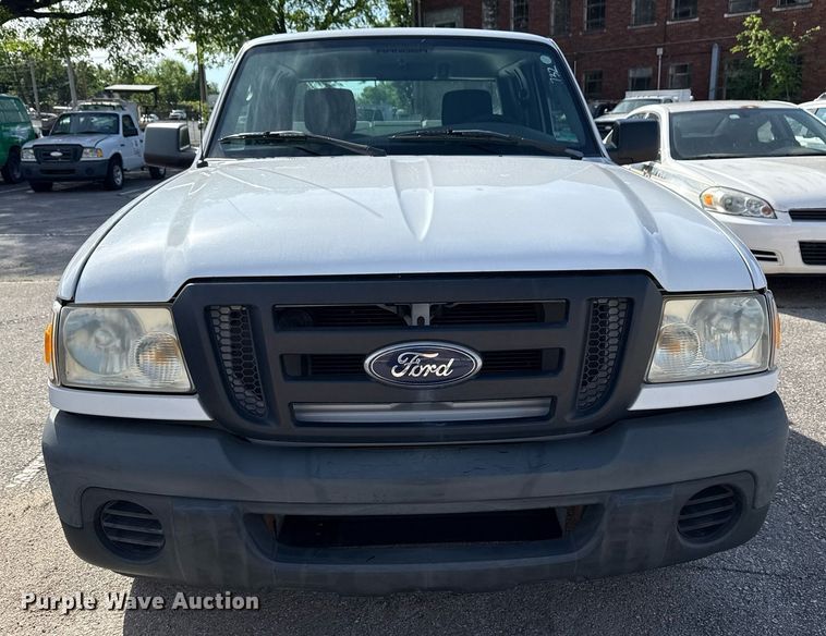 image for item EG8392 2011 Ford Ranger SuperCab pickup truck