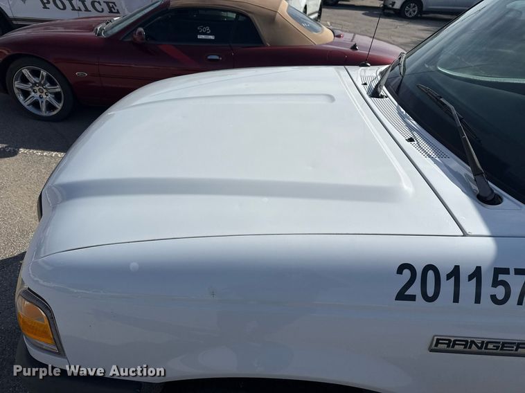 image for item EG8392 2011 Ford Ranger SuperCab pickup truck