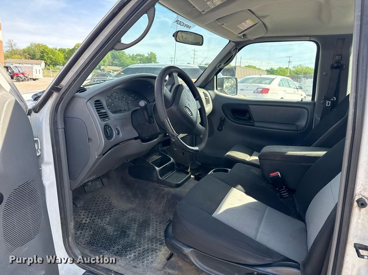 image for item EG8392 2011 Ford Ranger SuperCab pickup truck