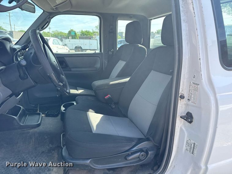 image for item EG8392 2011 Ford Ranger SuperCab pickup truck