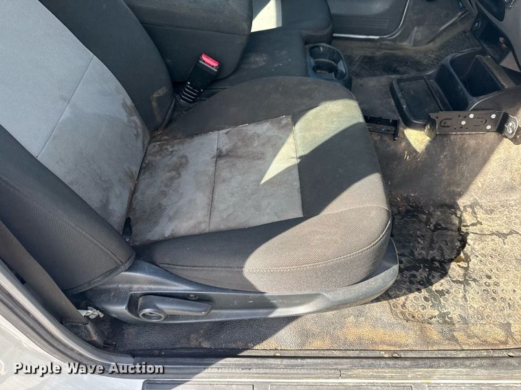 image for item EG8392 2011 Ford Ranger SuperCab pickup truck