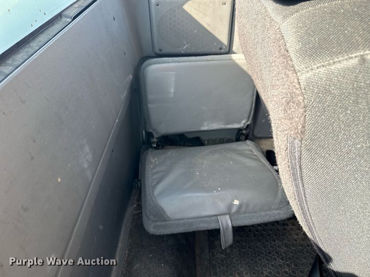 image for item EG8392 2011 Ford Ranger SuperCab pickup truck