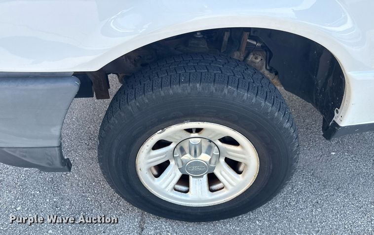 image for item EG8392 2011 Ford Ranger SuperCab pickup truck