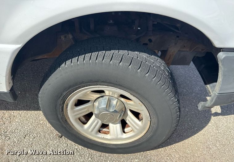 image for item EG8392 2011 Ford Ranger SuperCab pickup truck