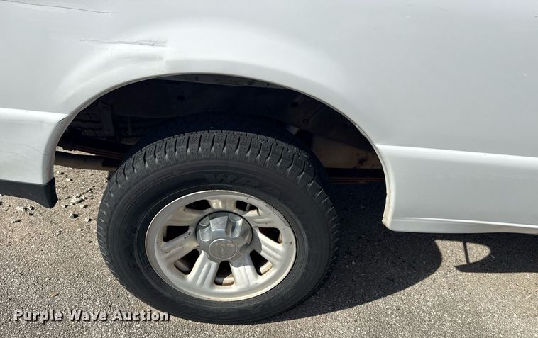 image for item EG8392 2011 Ford Ranger SuperCab pickup truck