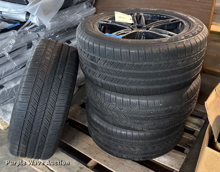 image for item EG8405 (4) Goodyear Eagle 235/55R19 tires and wheels