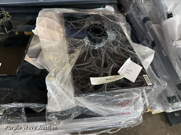 image for item EG8408 Approximately 13 televisions