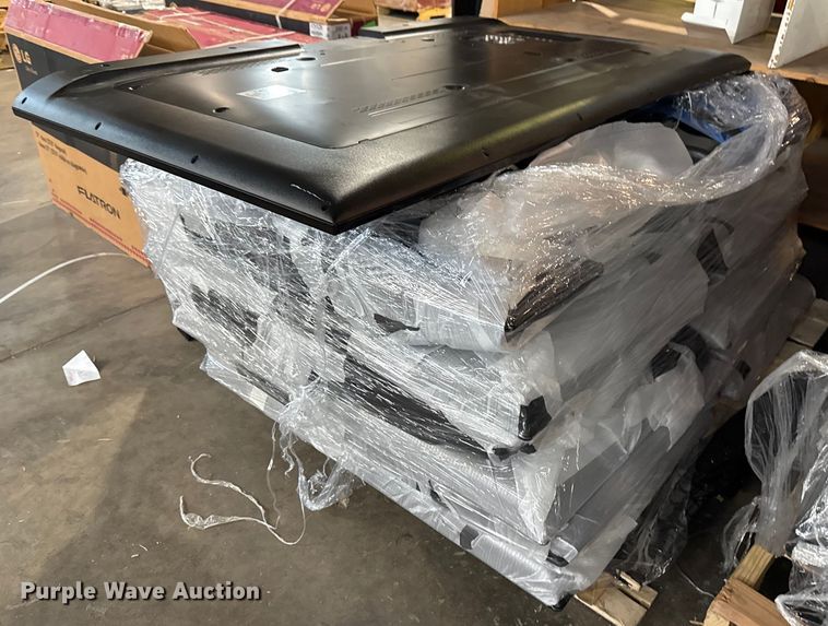 image for item EG8411 Approximately 14 televisions