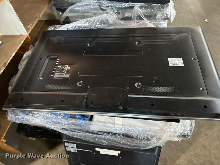 image for item EG8411 Approximately 14 televisions