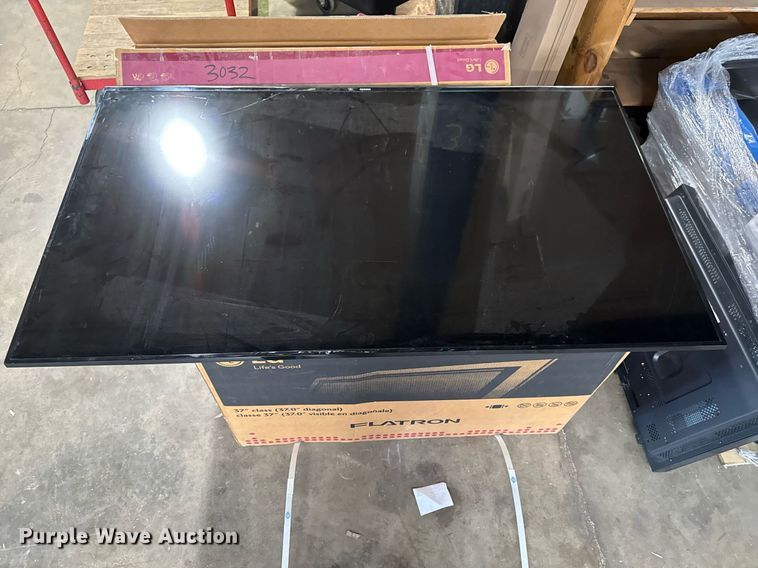 image for item EG8411 Approximately 14 televisions