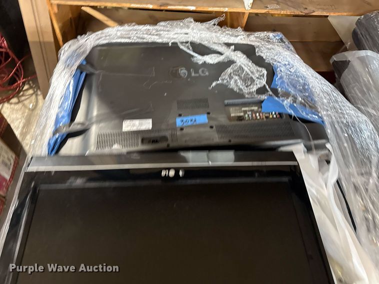 image for item EG8411 Approximately 14 televisions