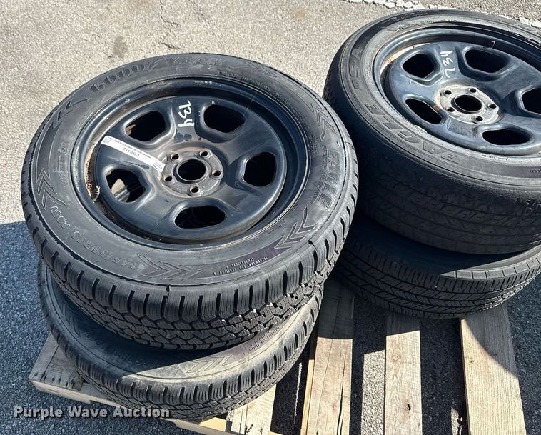image for item EG8412 (10) tires and wheels