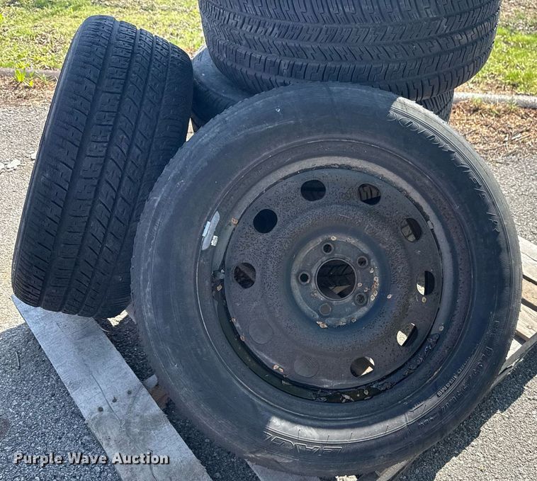 image for item EG8412 (10) tires and wheels