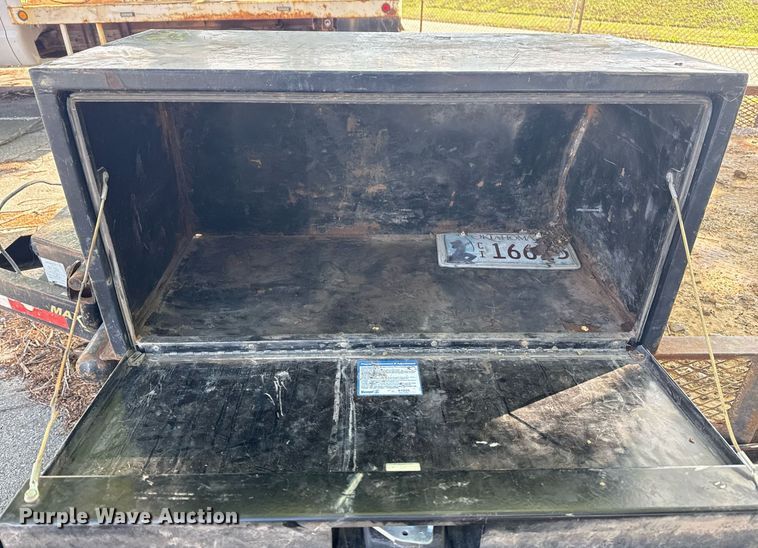 image for item EG8413 2011 Maxey Trailers utility trailer