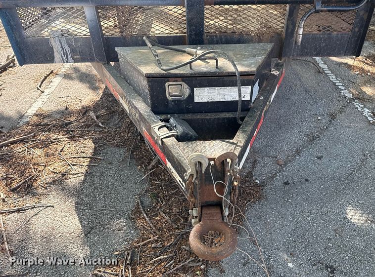 image for item EG8413 2011 Maxey Trailers utility trailer