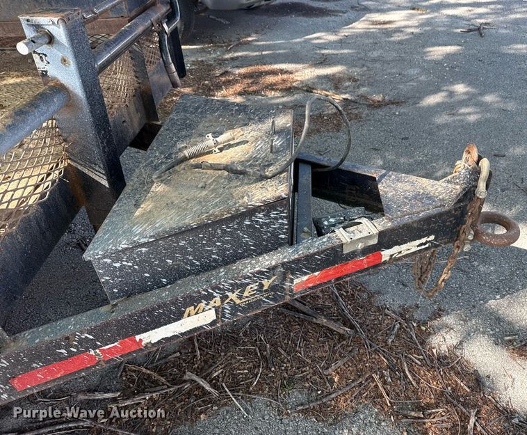 image for item EG8413 2011 Maxey Trailers utility trailer