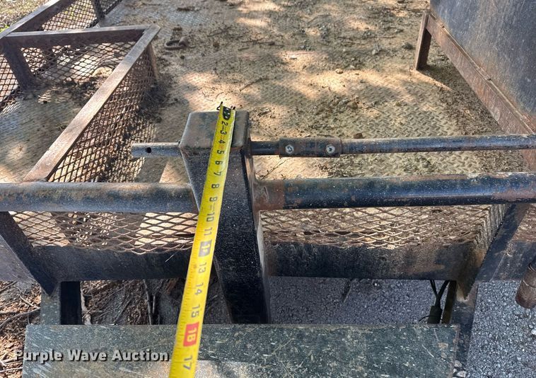 image for item EG8413 2011 Maxey Trailers utility trailer