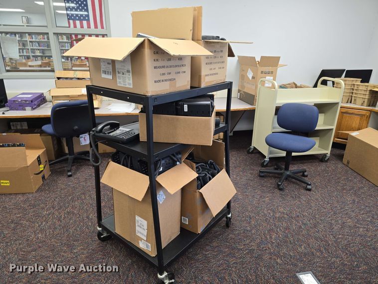 image for item EH8900 Spectrum Industries 55493-DBS-200001 VR storage/charging cart