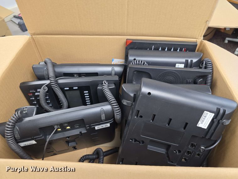 image for item EH8900 Spectrum Industries 55493-DBS-200001 VR storage/charging cart