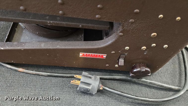 image for item EH8901 The Spotlight Opaque Materials TS-5 projector