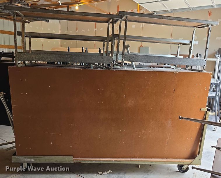 image for item EH8902 Stage risers