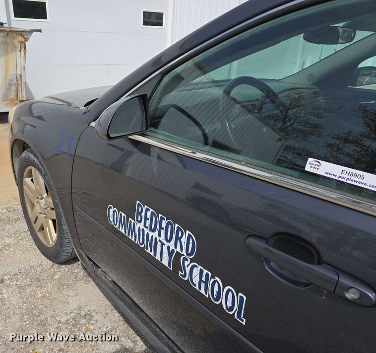 image for item EH8905 2010 Chevrolet Impala LT 