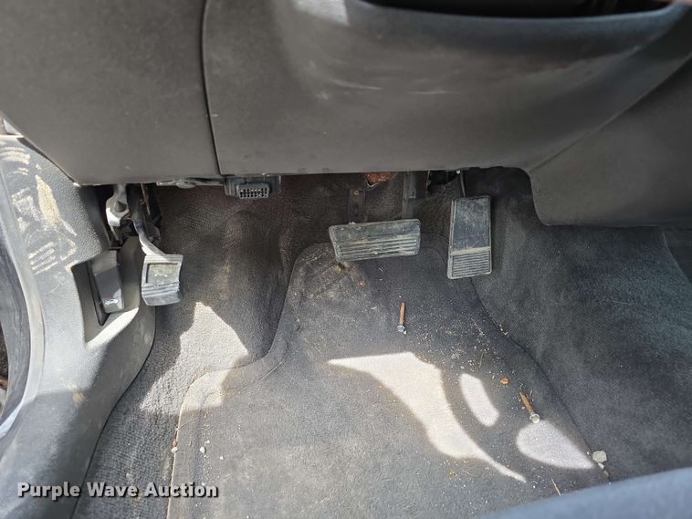 image for item EH8905 2010 Chevrolet Impala LT 