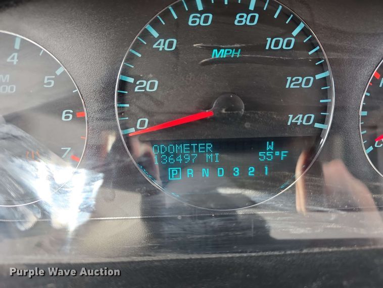 image for item EH8905 2010 Chevrolet Impala LT 