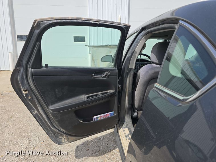 image for item EH8905 2010 Chevrolet Impala LT 