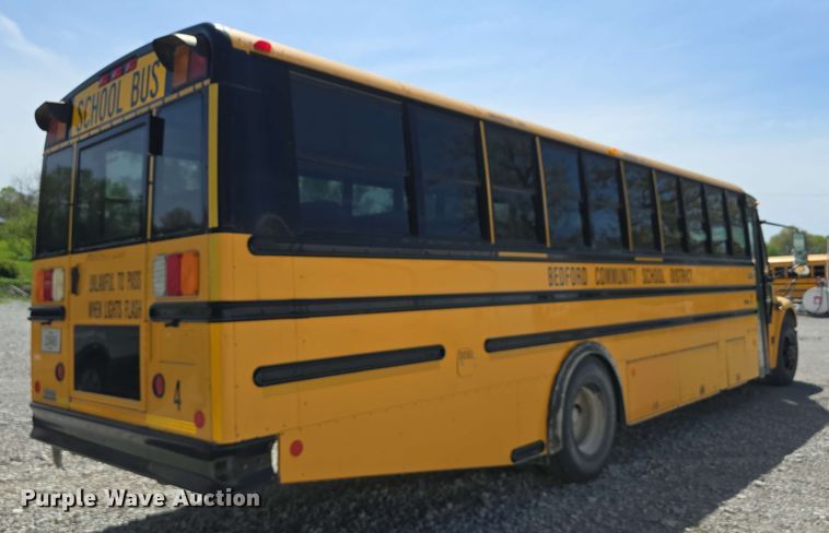 image for item EH8906 2010 Thomas Built  SAF-T-LINER C2 school bus
