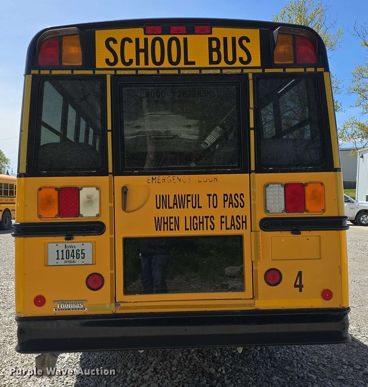 image for item EH8906 2010 Thomas Built  SAF-T-LINER C2 school bus