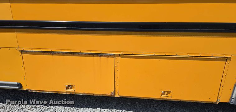 image for item EH8906 2010 Thomas Built  SAF-T-LINER C2 school bus