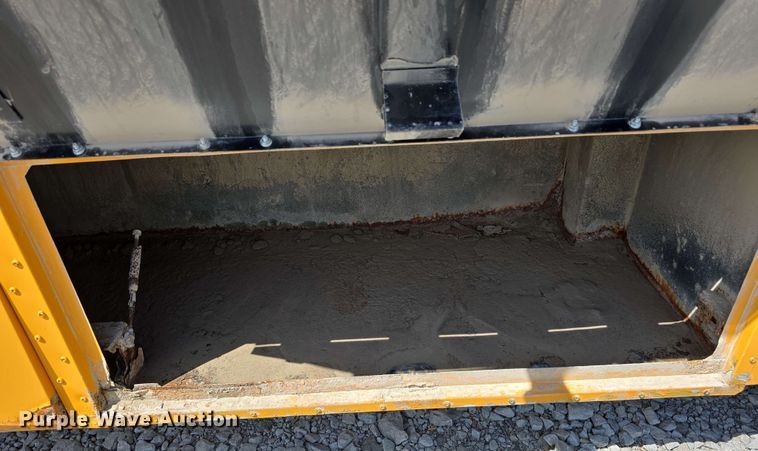 image for item EH8906 2010 Thomas Built  SAF-T-LINER C2 school bus