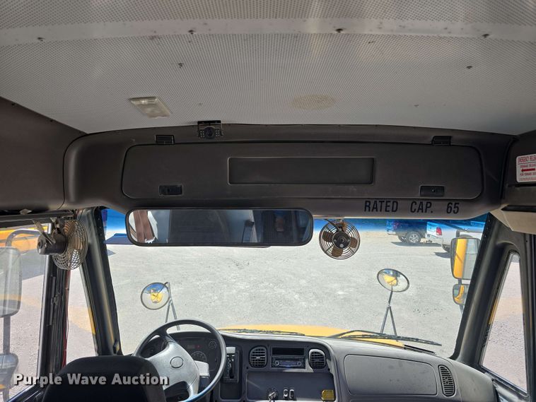 image for item EH8906 2010 Thomas Built  SAF-T-LINER C2 school bus