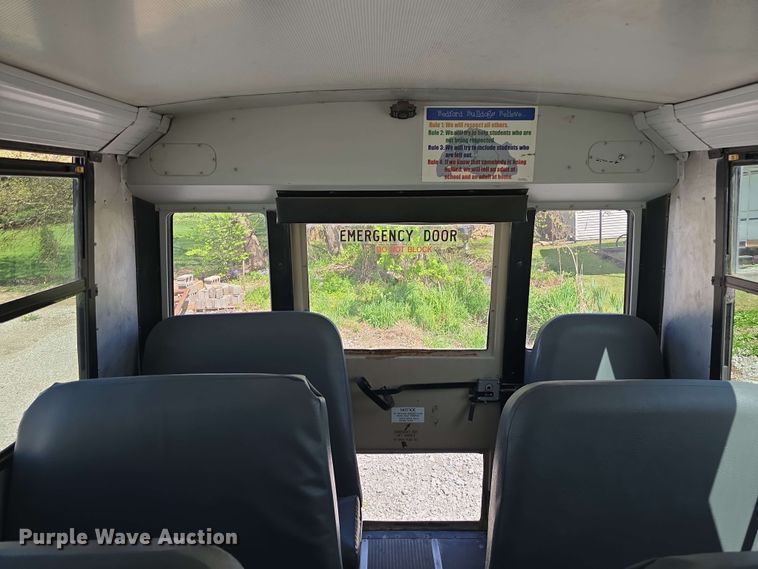 image for item EH8906 2010 Thomas Built  SAF-T-LINER C2 school bus